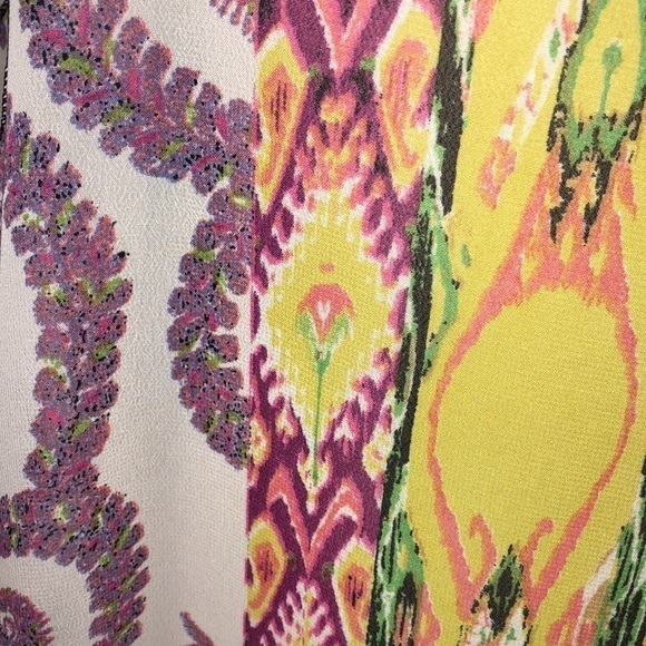 Beautiful Sheer Coverup/ Duster Colors of Yellow, Lavender, Cream One Size - Picture 6 of 9